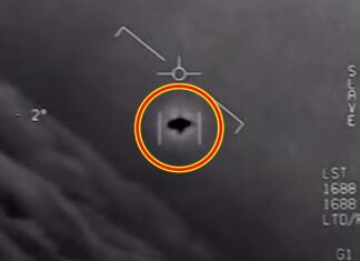 “미국이 UFO 외계인 유해 보관 중” 정보요원의 폭탄 증언 UFO