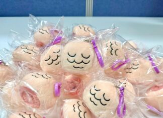 불티나게 팔렸던 주호민 굿즈 근황 주호민 굿즈