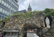 서울 한복판에서 유럽을 느낀다! 명동성당을 가다