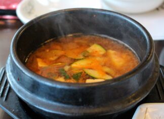 국물요리 빨리 끓이려고 온수 사용하면 ‘건강에 치명적’ WHO경고 찌개