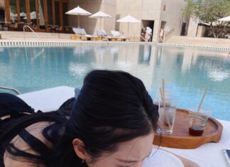 제니가 미국에서 묵었던 숙소 가격