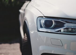 “남자 아이돌이랑 뒷좌석에 뭐 했어요?” 블박 영상 본 렌터카 사장의 협박 자동차