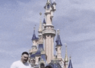 논란의 디즈니랜드 직원