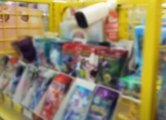 초딩 도둑 잡으려던 무인문구점 사장이 되레 죄인 된 이유 무인문방구