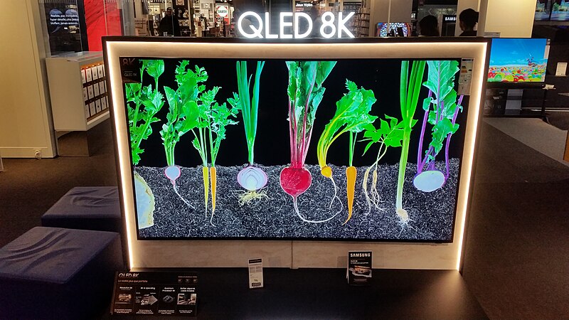 Samsung_QLED_TV_8K_-_75_inches_-_