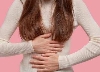 하루 생리대 30개 쓰던 여성, 알고보니 자궁 2개인 병이었다 생리통 복통