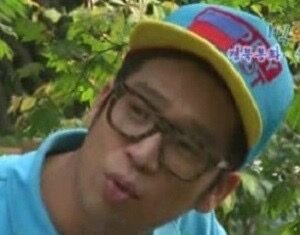 MC몽, 연예계 복귀 소식…새 활동명이 ‘빌런’이라고?