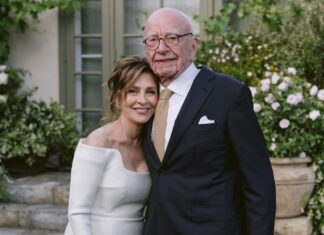 5번째 결혼식 올린 93세 언론 재벌 루퍼트 머독