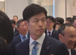 롯데, 3세 신유열 경영 승계 속도 낸다