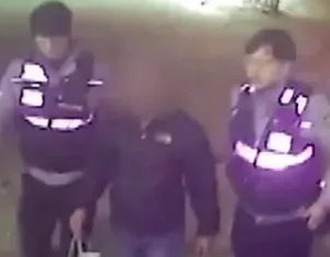 ’12년 수배’ 성폭행범 신고자 신원 밝힌 뉴스 1 기자들에, 네티즌 ‘분노’