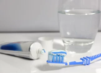 양치질 333 법칙이 오히려 해로운 이유 칫솔 치약 양치질