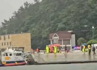 처자식 3명 차에 태워 바다로 돌진한 아빠, 혼자 탈출했다