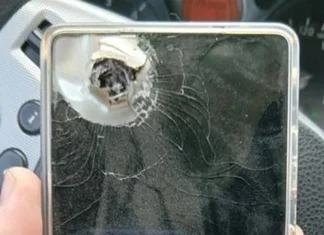 총알 막아내 우크라 군인 목숨 살린 삼성 갤럭시 S25 울트라