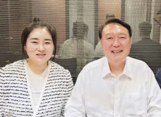 윤석열에게 영치금 넣은 女변호사 “대통령님 인권 탄압당하고 있다” 김계리 윤석열