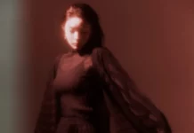 평소와 다른 김연아 과감한 시스루 화보