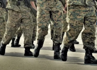 당직 근무 중 성관계 걸린 43세 부사관과 24세 女병사 군인 군대