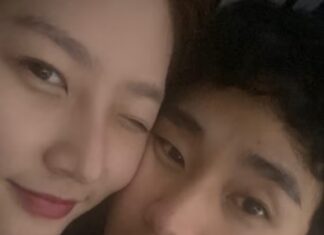 “17살 때 김수현과 사귄 거 맞다” 김새론 엄마가 새로 공개한 메모 김수현 김새론