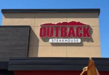 “아웃백 화장실서 중요 부위 부상” 7200만원 소송 건 남자