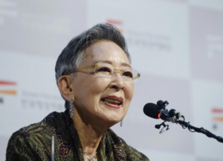 원로배우 김지미, 미국서 별세…향년 85세